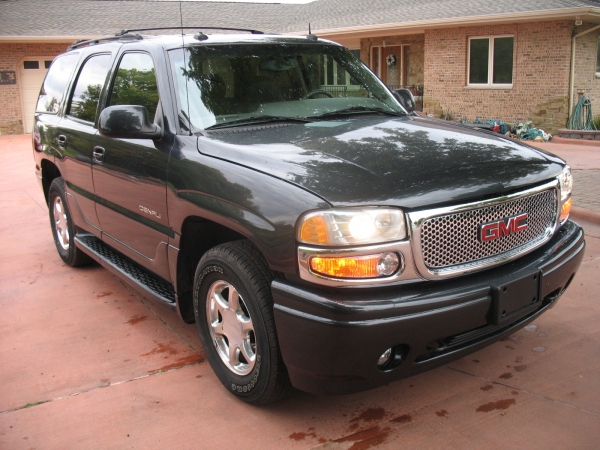 GMC YUKON 2003 image 1