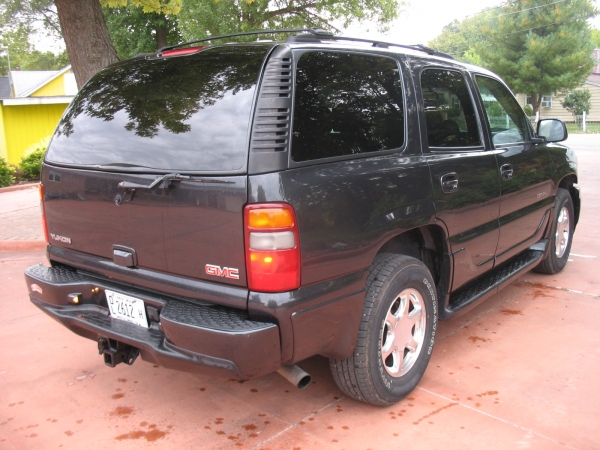 GMC YUKON 2003 image 1