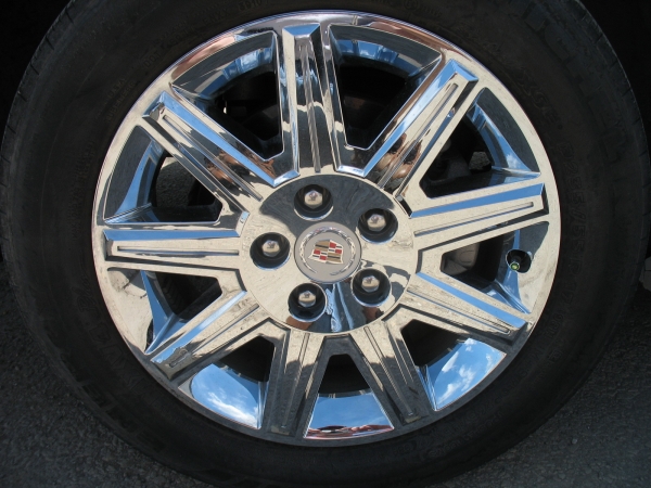 CADILLAC DTS 2011 image 1