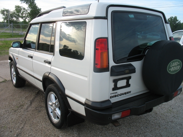 LANDROVER DISCOVERY 2004 image 1