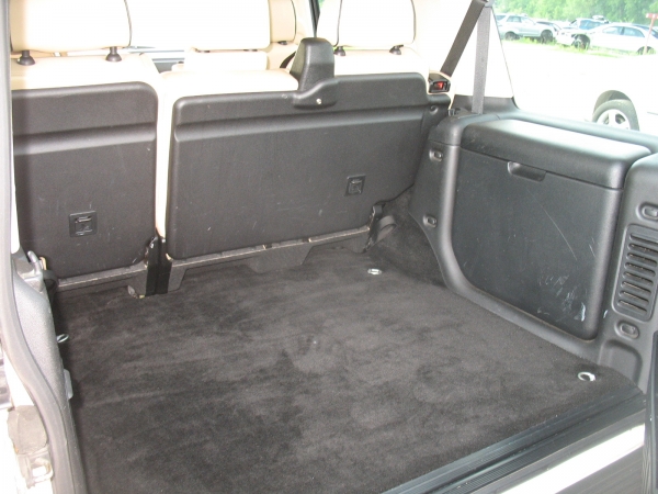 LANDROVER DISCOVERY 2004 image 1